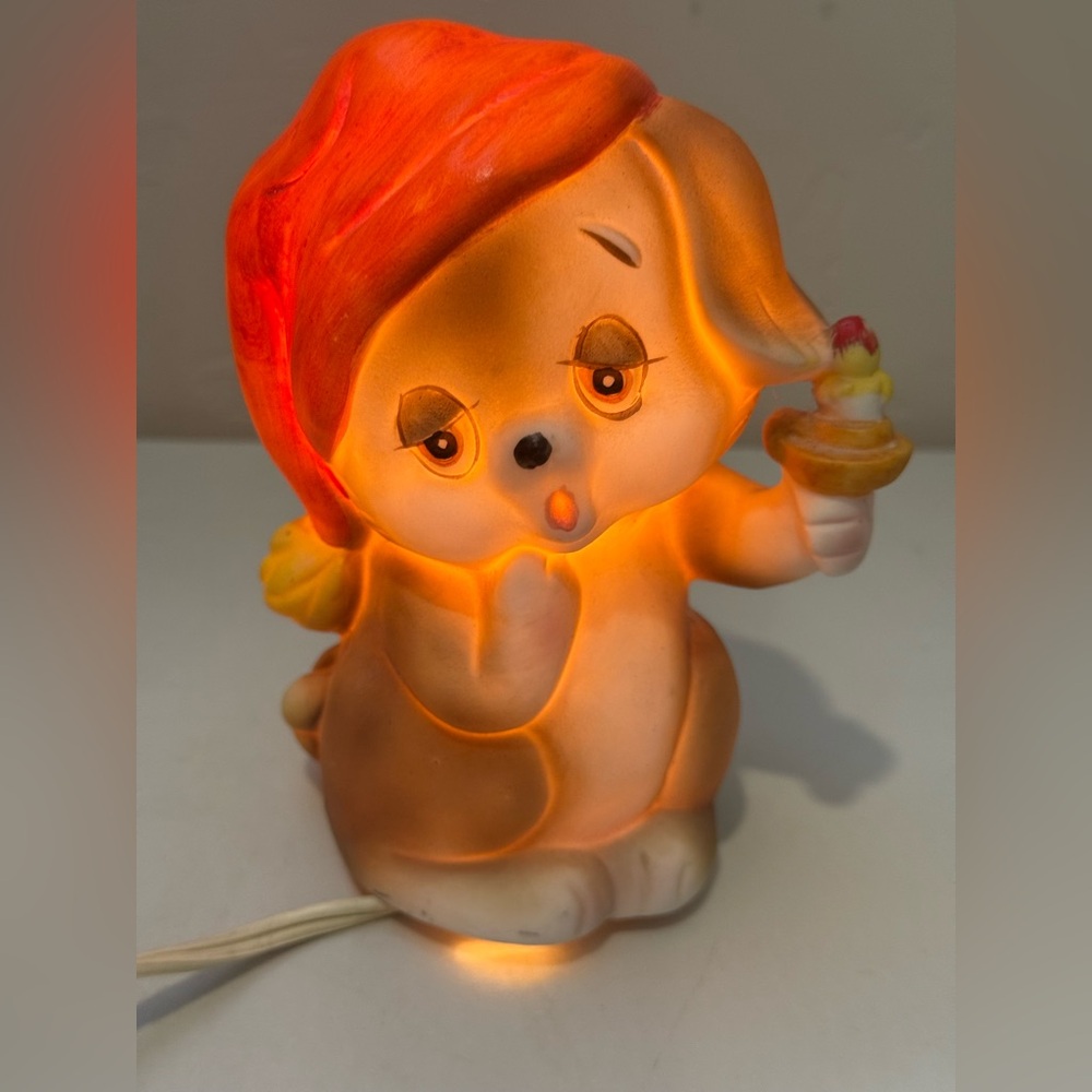 Vintage PORTABLE NIGHT LAMP Doggy W/Ice cream UNDERWRITERS LABORATORIES INC ~6”